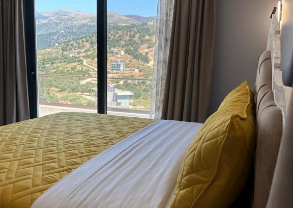 Himare Apartment | Sea Breeze Suites