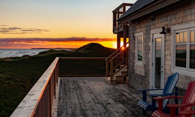Morell Cottage | Sea Dunes Beach House Stunning Beach Front Luxury. Summer 2027 bookings open