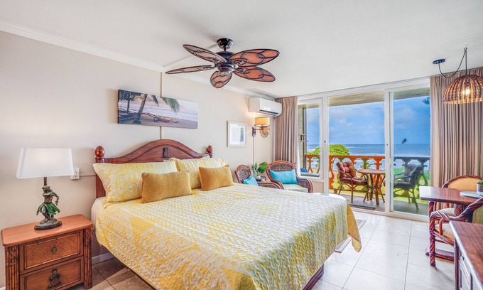 Wailua Apartment | Sea La Vie| Relaxing Studio Oceanfront with AC