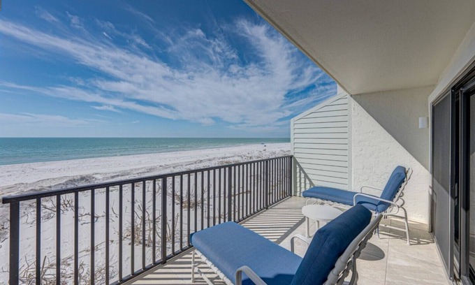 Boca Grande Condo | Sea Oats 111 | 2 bedroom - 2 bath | Beachfront | Pool - Tennis | Sleeps 4