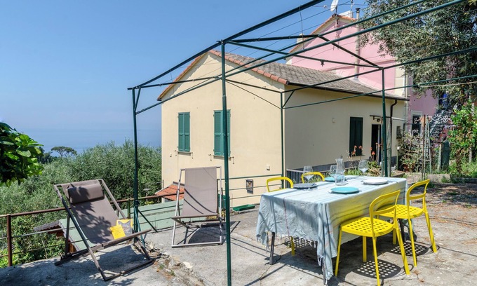 Camogli Apartment | Sea View Apartment Camogli Hill, Camogli, Italy