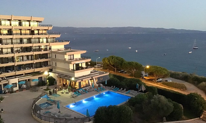 Ajaccio Apartment | Sea view apartment on the Ajaccio golf course