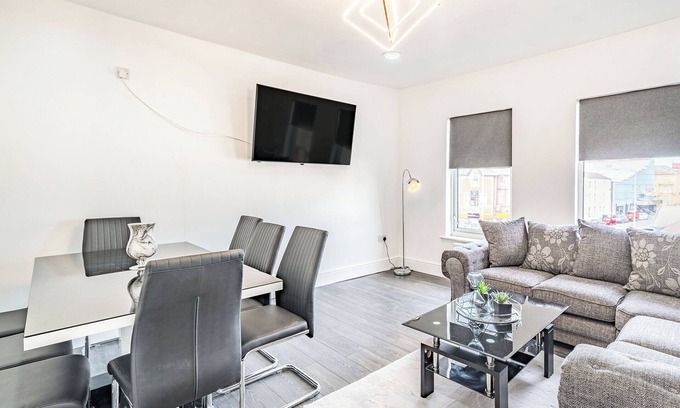 South Shore Cottage | Sea View Apartment Two - UK36847