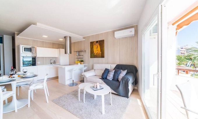 Alcudia Apartment | Sea View Marina Apartment