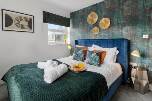 Teignmouth Apartment | Sea views, Beachbreeze, Pet friendly, Private parking