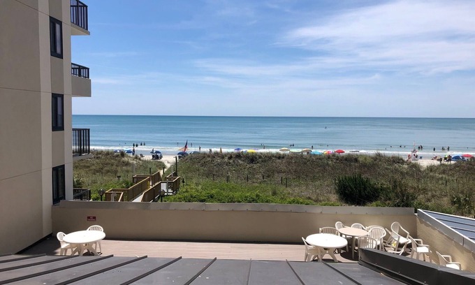 Ash Condo | Sea Winds 207 Ocean Front Charm