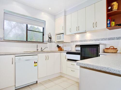Port Willunga House | Seaborne Escape - Port Willunga - C21 SouthCoast Holidays