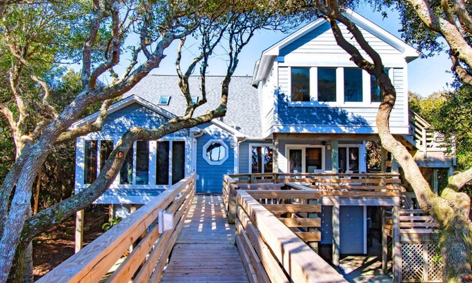 Pine Knoll Shores House | Seacluded Tree House, Oceanfront House in Pine Knoll Shores, NC!
