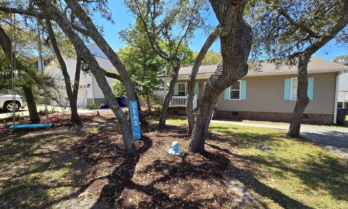 Tranquil Harbour House | Seas The Day! Oak Island Retreat
