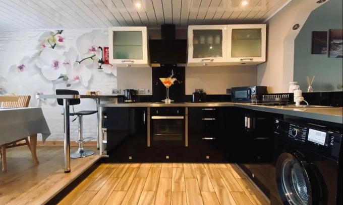 Benbecula House | Seasgair House