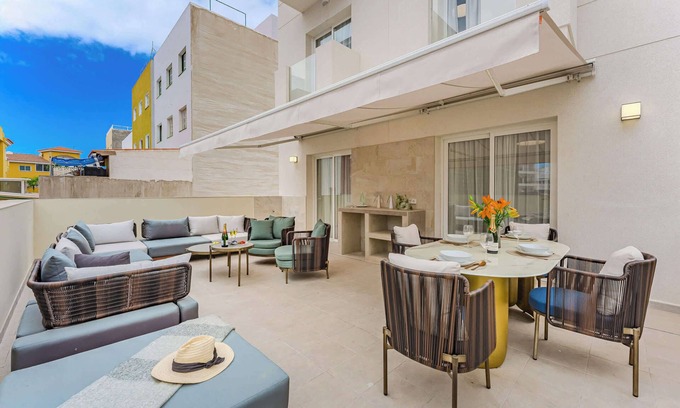 Playa San Juan Apartment | Seashell Diamond Luxury Suite