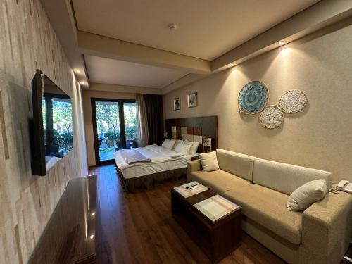 Chakvi Apartment | Seaside Apartment with a Private Garden