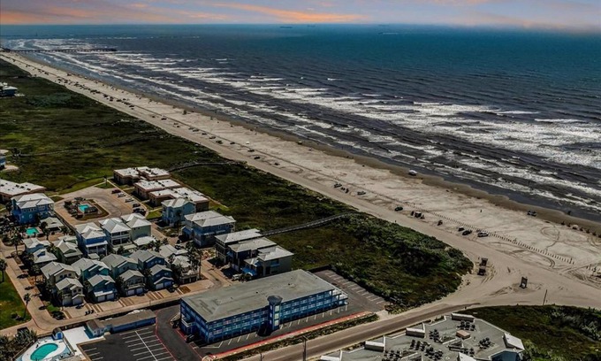 Port Aransas Hotel | Seaside Boutique Hotel, Waves At Your Doorstep