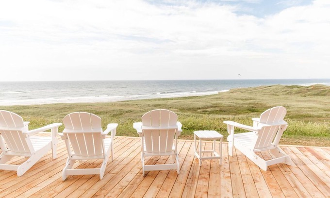 L'Ile-du-Havre-Aubert House | Seaside house for family and friends dream vacation