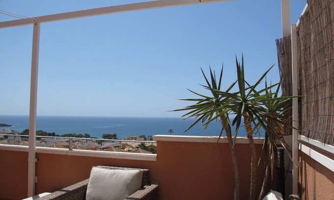 Los Puertos Apartment | Seaview penthouse in Isla Plana, Mojon Hills