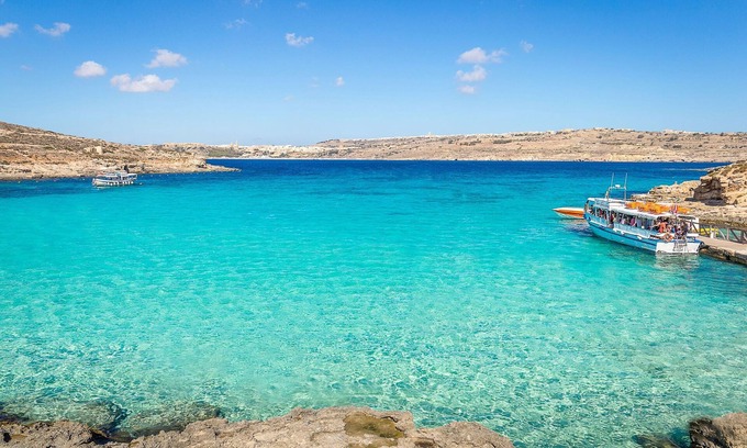 Qawra Apartment | Seaview Pool Dolmen Apt St Paul's Bay, Saint Paul's Bay, Malta