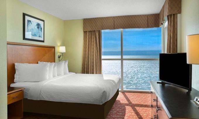 Downtown Myrtle Beach Condo | Seaview Serenade 2BR Retreat on the Atlantic Coast