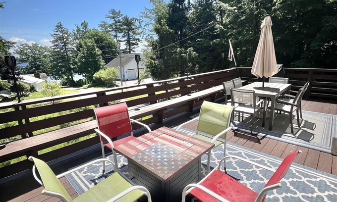 Sebago House | SEBAGO LAKE BEACH ACCESS
