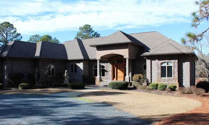 Southern Pines House | Secluded 22 ac with 6,500 sq ft home 4 BR/ 5 BA pool, deck 2 ½ ac pond, kid area