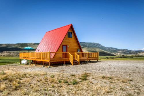 Antimony House | Secluded and Cozy Antimony Cabin with Fire Pit