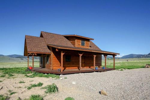 McAllister House | Secluded Cabin Rental with Gorgeous Views near Ennis, Montana