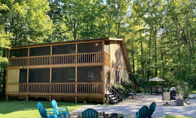 Put-in-Bay House | Secluded Family Cabin in the Woods, on Put-in-Bay!