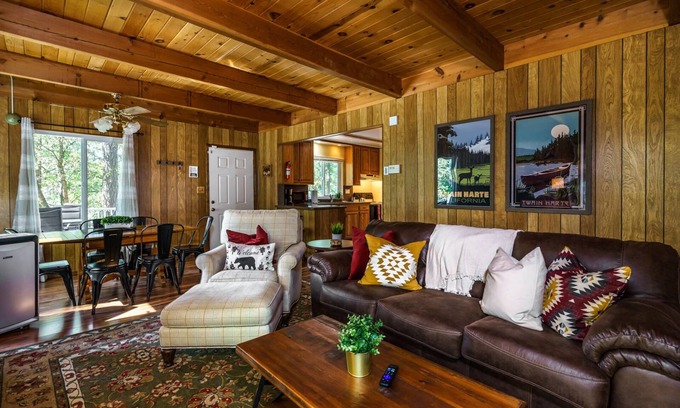 Twain Harte House | ✦Secluded Home Near DT✦ Fast WiFi ϟ Long Stays ✔