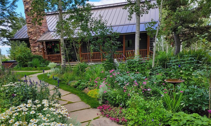 Jackson Hole House | Secluded mountain-view home with large deck, hot tub & fireplace - dog-friendly