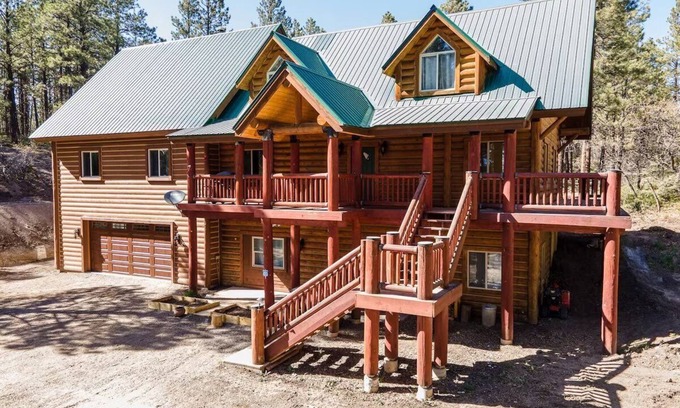 Pagosa Springs House | Secluded, Spacious, Close to Town, Large Lot, Great Family Home, Hot Tub