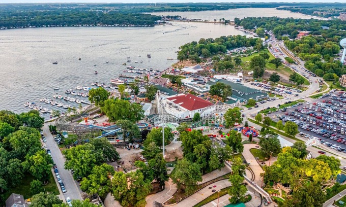 Milford Apartment | Second Chances at the Lake | CentralPark D21 | Amusement Park Day Passes