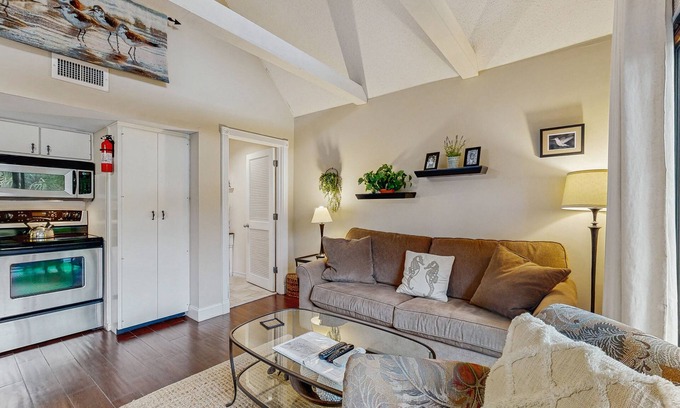 Kiawah Island Villa | Second-floor villa with great lagoon views - steps from the beach