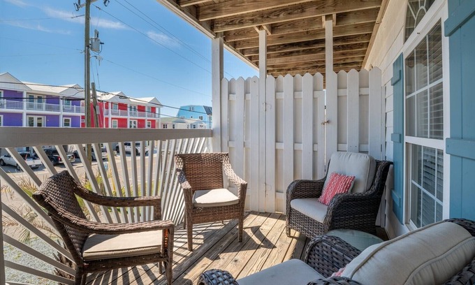 Kure Beach House | Second Row - Ocean View - Near Kure Beach Pier