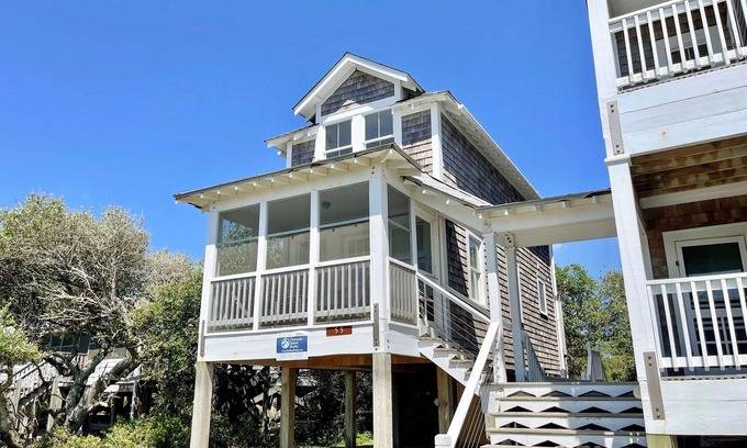 Ocracoke House | Secret Cedars: Soundfront, perfect kayaking or water activities.