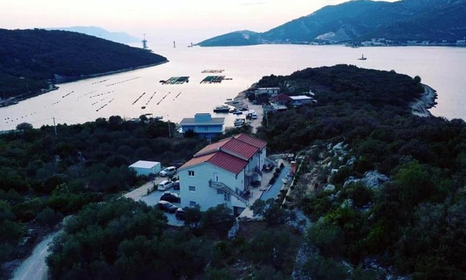 Herzegovina-Neretva Canton Apartment | Secret Garden