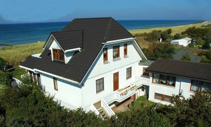 Dierhagen Ost Apartment | Seeblick 1 - Hotel Haus Windhook (directly at the Baltic Sea)