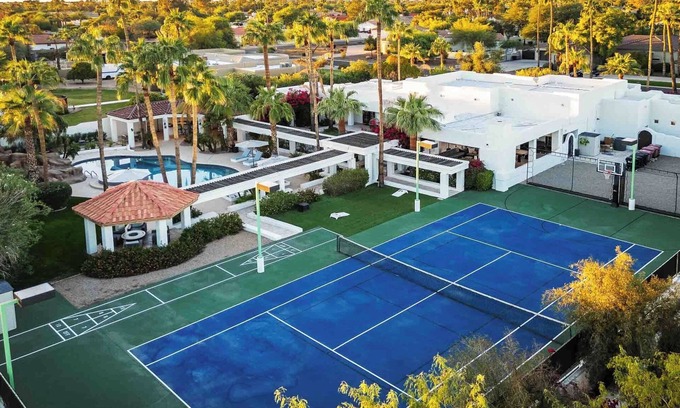 Sundown Manor House | Seen on TV: Sport/Game Court, Pool, Hot Tub, Chef’s Kitchen, water slide - Celebrity Hideaway
