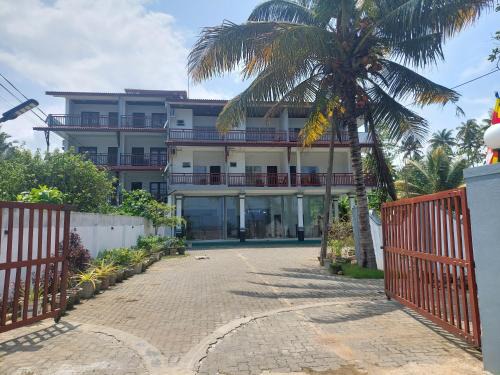 Dickwella Apartment | Seethagalla Beach Resort
