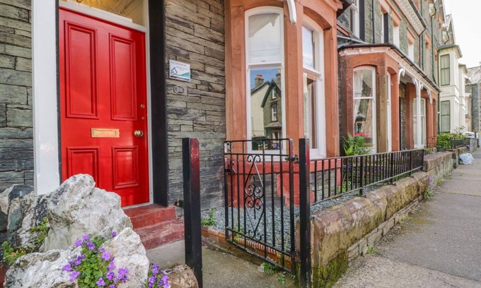 Keswick Cottage | SEFTON HOUSE, family friendly, with a garden in Keswick