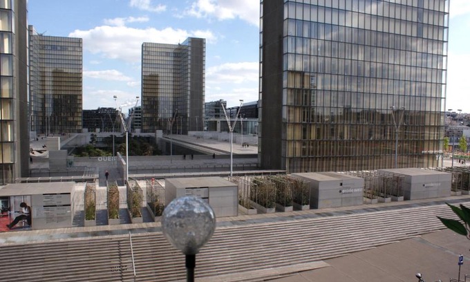 Gare Apartment | Seine Front Room/Lib. F.Mitterrand