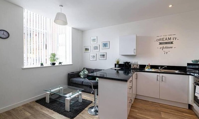 Chester Apartment | Self Catering Accommodation Chester – Sleeps 4