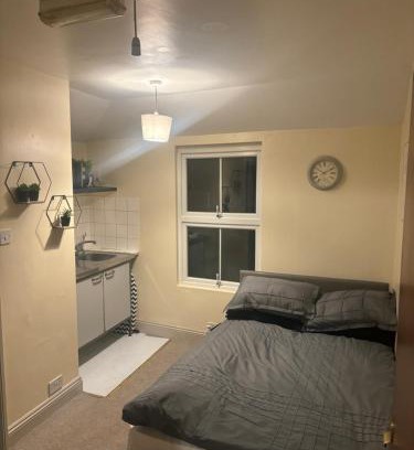 Catford Apartment | Self Contained Flat