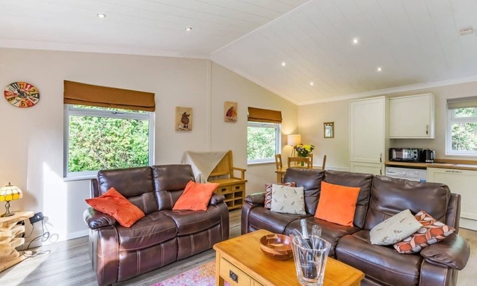 Allithwaite Ski Chalet | Semi-detached deluxe lodge offering the perfect romantic retreat.