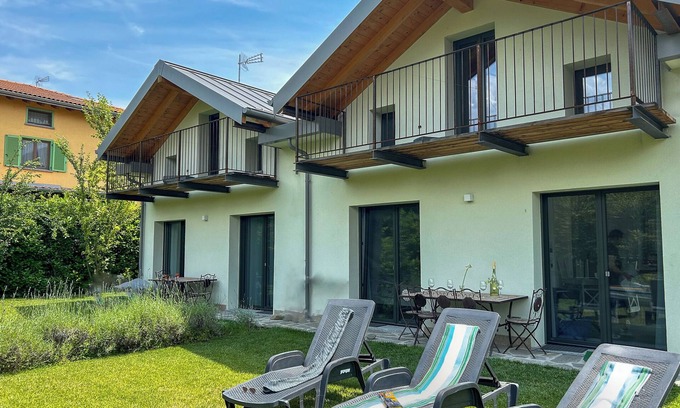 Colico Piano House | Semi-detached house Casa Laghee Breva