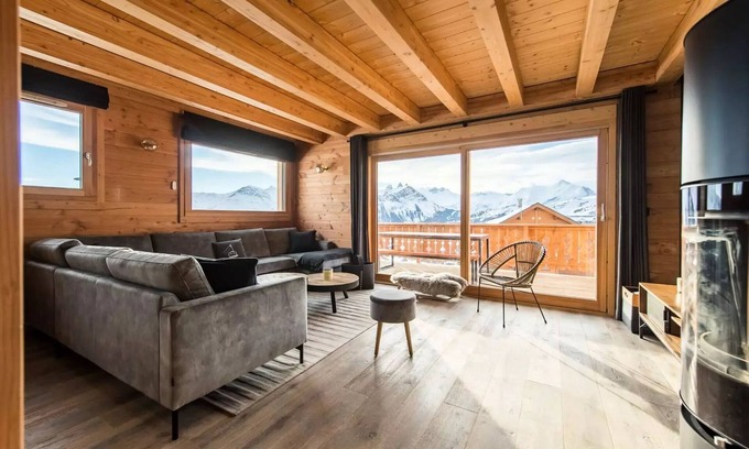 La Toussuire Ski Chalet | Semi-detached chalet close to slopes with panoramic view