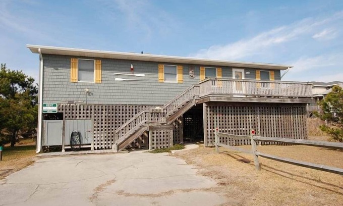 South Nags Head House | Semi-oceanfront and affordable in quiet South Nags Head!