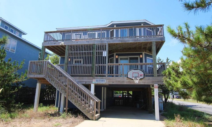 Ocean Sands House | Semi-Oceanfront, Rec Room, Close to beach, Pool, OS1D, Sea Senorita