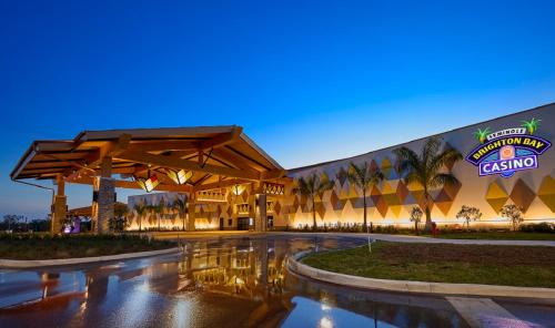 Okeechobee Hotel | Seminole Brighton Bay Hotel & Casino