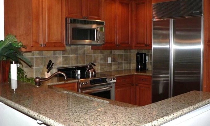 Palm Coast Condo | Sept and Oct are beautiful here! Peaceful 3BR-2BA condo on ICW. 5 min to beach!