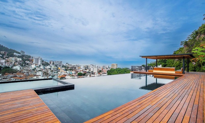 El Caloso Condo | Serene 3BR Oasis | 2 Pools, Gym & Bar