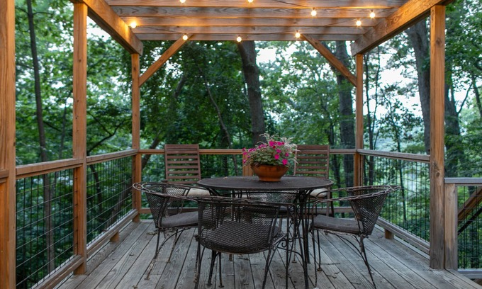 Charlottesville House | Serene, Historic Hideaway in Charlottesville